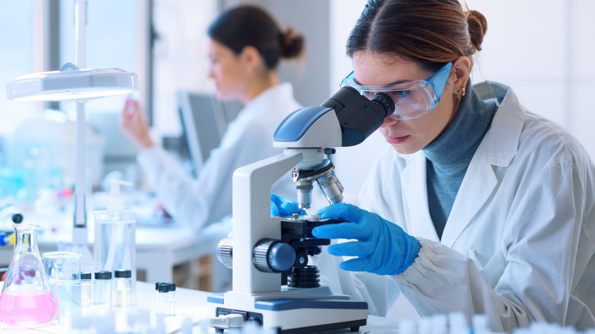 Glovebox para investigación física en condiciones de atmósfera controlada