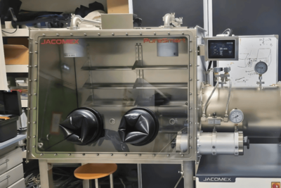 Técnicas láser y ópticas en Glovebox